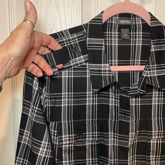 Kenneth Cole Reaction Blouse - Picture 3 of 8